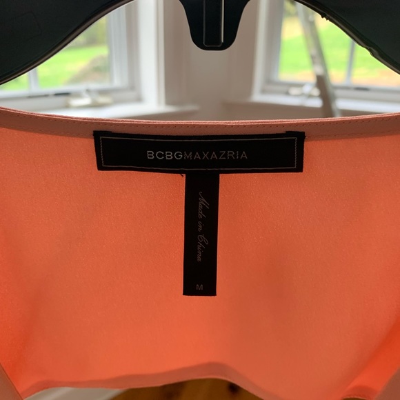 BCBG sleeveless top - Picture 2 of 3